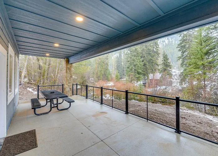 Holiday home Covered Patio, Creek & Mtn Views: Nature Hub Afton
